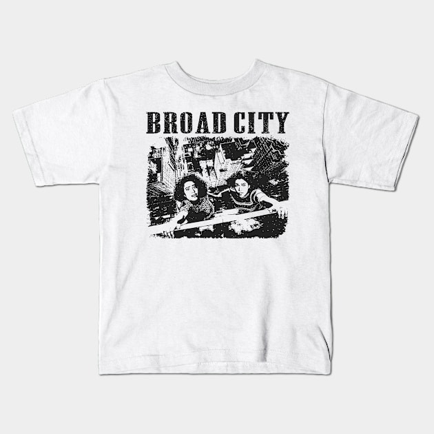 Broad City // movie retro Kids T-Shirt by akunetees